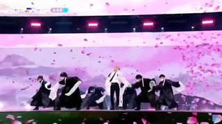 اجرایintro+ jinndo arirang  و favorite boys از A.C.E در kcontact3