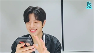 قسمت 14 ویلایو سونگمین عضو استری کیدز(Seungmin's Small But Certain Happiness ) با زیرنویس آنلاین فارسی