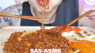 اسمرفود/نودل/سوسیس♡☆