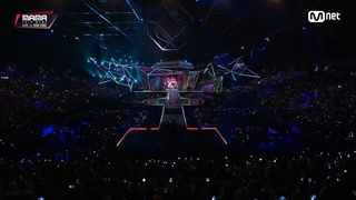 اجرای idol bts در مراسم  mama 2018