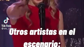 تفاوت رو استیج بودن بقیه با بی تی اس....