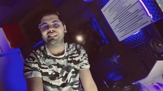 میخوام بگم عاشقتم