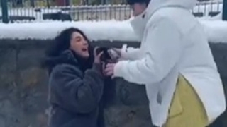 تو درم را بزن پشت صحنه خنده دار