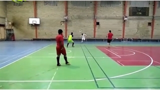 11 ماه بعد از ترمیم منیسک و بازسازى رباط صلیبى