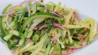 طرز تهیه و دستور پخت سالاد مخلوط تایلندی - غذاپز