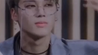 میکس از وویونگ(عضو ایتیز)=_=