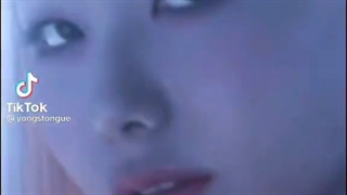 TikTok Purple kiss |Edit