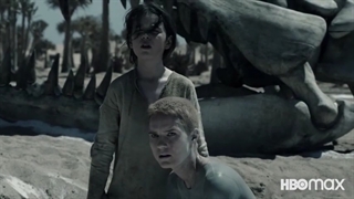 دانلود سریال بزرگ شده توسط گرگ ها با دوبله فارسی و بدون سانسور