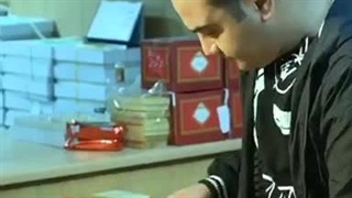 سعی نکنید سر مردم کلاه بزارید