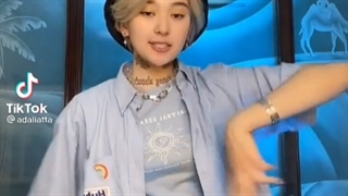 اگه گرل بند تای کی پاپ لباس بودن:)