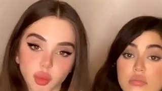 لایو نیکا و نگین تو ترکیه (پارت سوم) .. ممد و متین و محراب و ممدرضا هم تو لایو بودن (کپ)