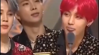 جاست قیافه نامجون @_@