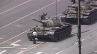 آهنگ خارجی  آنها هرگز به ما اهمیتی نمیدهند خوانده مایکل جکسن