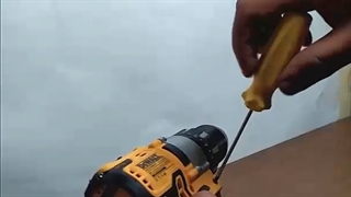 دمونتاژ دریل شارژی 36 ولت دیوالت