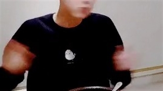 جین وقتی خودش غذا درست می‌کنه..جذر