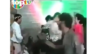 دست سازندش درد نکنه این کلیپ خداست:)))))) وای فک کن جدی این عروسی چن بود... :/ :)))) ❤❤❤❤❤