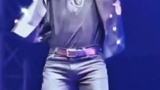 جونگ کوک جذاب