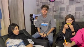 پست‌یوتیوب‌ژاتیس (آتوسا) .. میوه استوایی میخورن (پارت سه) .. وااایییییی جررررررر خیلی خوبه تههه خندس ببینید حتما