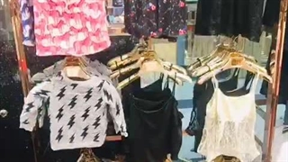 خرید عمده پوشاک زنانه خارجی ارزانکده منطقه آزاد