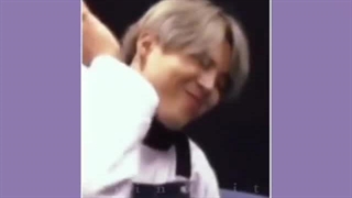 عادت جیمین شی^^^اخه چرا خودتو میزنی فرزندمXD XD XD