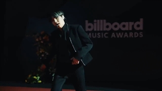 اجرای آهنگ _Butter_ توسط گروه  BTS در Billboard Music Awards 2021