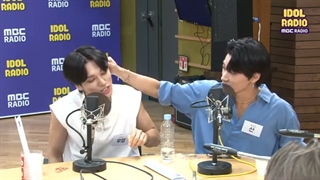 قسمت ۶۷۲ برنامه Idol Radio با حضور ایتیز / زیرنویس فارسی