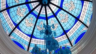 گنبد شیشه ای شهرک غرب - ساخت با شیشه های تزئینی استین گلس