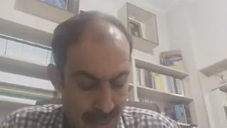 وهم قیلماز کونول او حلقه گیسوده گه زر  گور نئجه مجنوندو کی زنجیرده آسوده گه زر (علی آقا واحد)