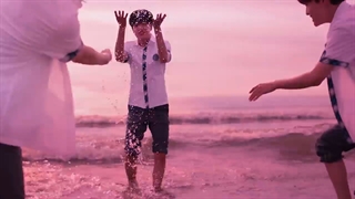 موزیک ویدیو I love you از treasure