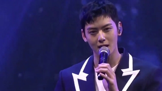 اجرای آهنگ Aloha توسط چا اون وو در فن میتینگ 2021