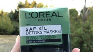 ماسک زغال لورال