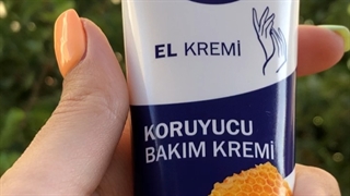 کرم دست نیوا