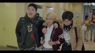 قسمت ۱ سریال در دوردست بهار سبز است + At a Distance Spring is Green 2021 + با زیرنویس فارسی ⬇️⬇️