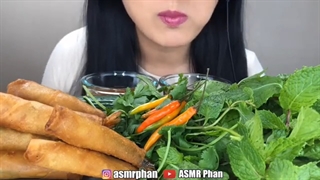 ASMR EATING SOUNDS!!