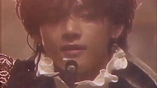 اثر هنری ای کهـ بـ اثار هنری علاقهـ دارهـ..♡..