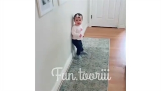 چالش یه تیکه پنیر بنداز رو صورت بچت