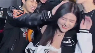 میگما..برادراش چ هیزن..ب نگاهشون دقت کنین!./