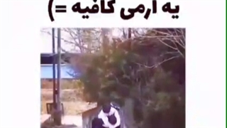دلیل لبخند یه آرمی ᵐᵒᶜʰᶤ