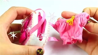 DIY Miniature Barbie Doll Gym / School Bag - simplekidscrafts
