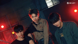 دنس پرفورمنس Drunk-Dazed از انهایپن نسخه تابستانی ( " Destroyed World " ) - پیشنهادییی