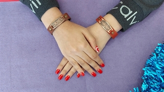 دستبند مسی با چرم مدل شیر بالدار