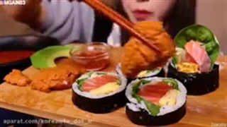 اسمرفود_خوردن سوشی_نودل-144p