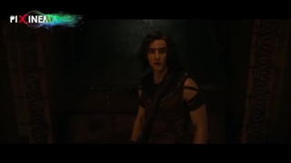 سکانس سرقت چشم حوروس، خدای آسمان مصر، در فیلم خدایان مصر