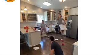 وقتی مامانم میاد خونه