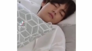 Yoongi ssi is maknae line's Nurse...♡...