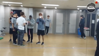 بنگتن بمب ۶۰ بی تی اس bangtan bomb EP 60 Jin's Bithday party (shooting by V PD) + ( زیرنویس فارسی )