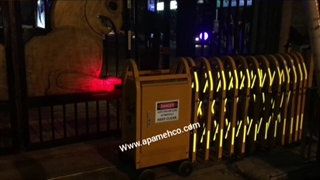 راهبند آکاردئونی برقی