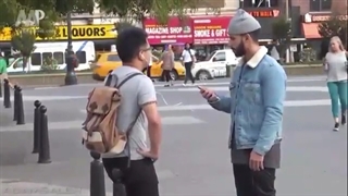 تجربه خارجی ها از گوش دادن به قرآن