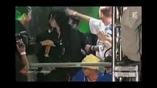 شوخی وحشتناک به روش مایکل جکسون...کپپپپپپپپ