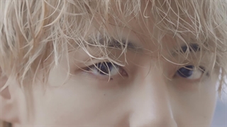 آپدیت چنل یوتیوب ESQUIRE Korea با فشن‌فیلم تهیونگ برای کالکشن زمستانی 2023 برند سلین